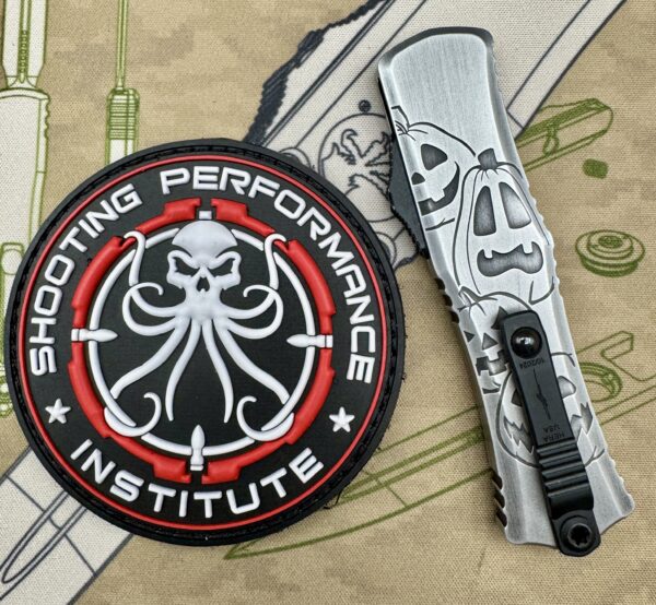 Microtech Hera II Mini D/E Signature Series Brushed Metal Jack-O-Lantern Standard 1702M-1 - Image 2